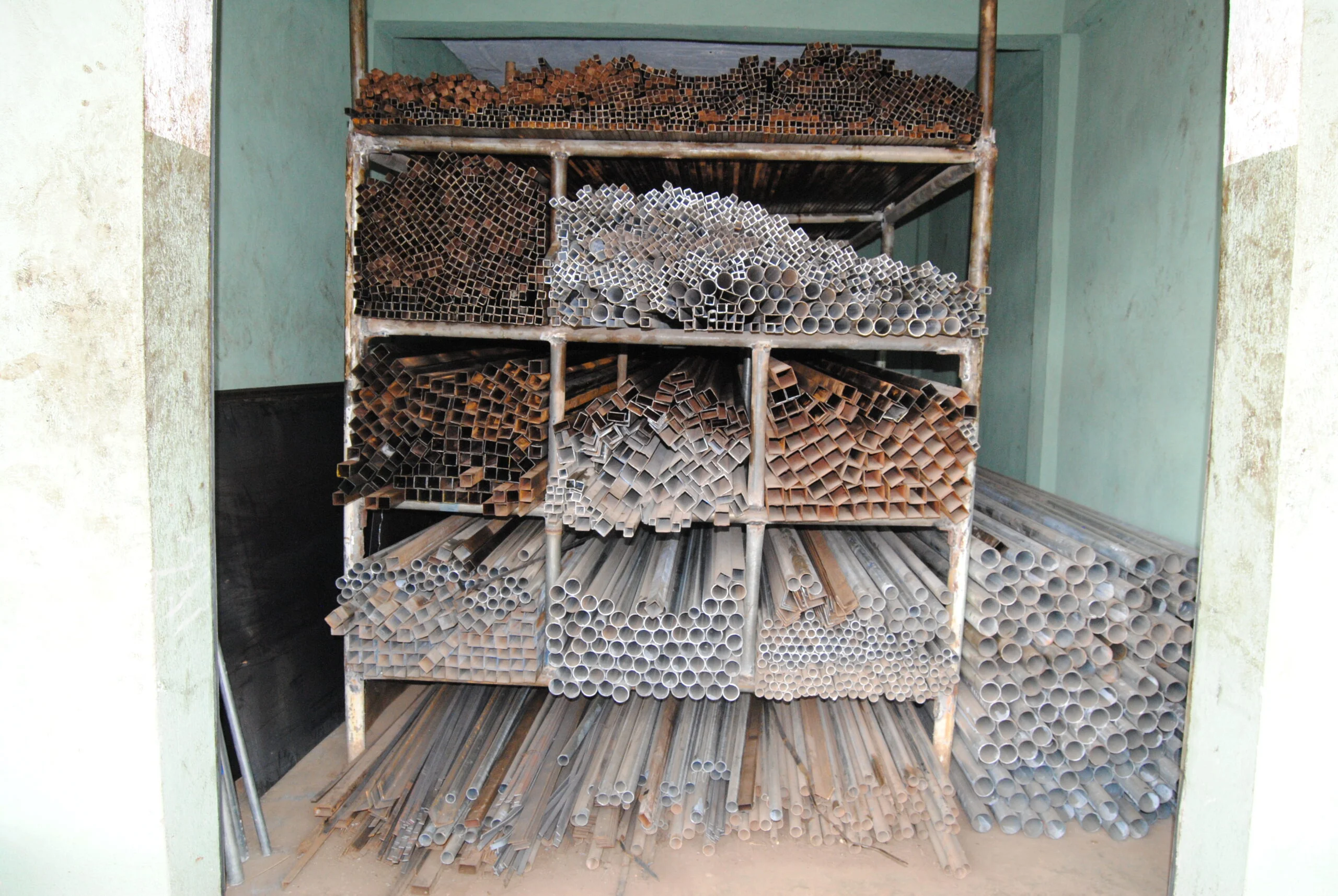 STEEL PIPES & SQUARE TUBES