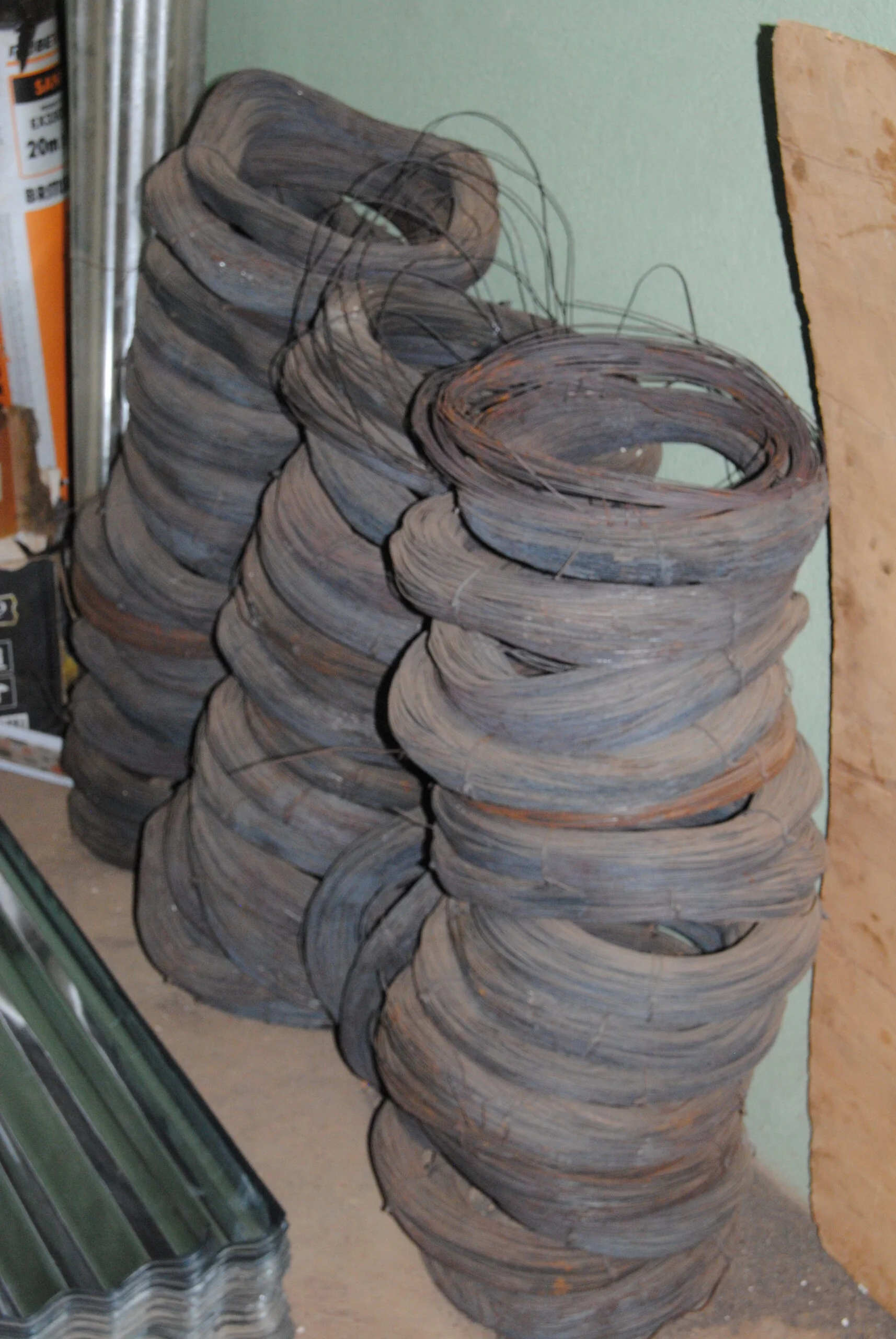 BINDING WIRES